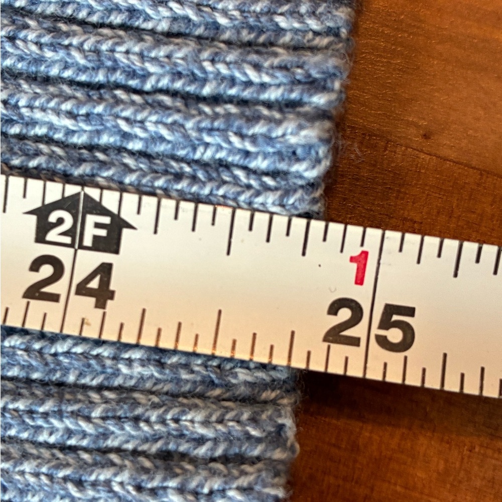 Elegant Blue Cable Knit Sweater - Picture 6 of 7